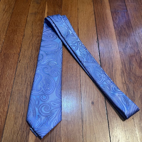 Geoffrey Beene Other - Purple Paisley Geoffrey Beene Tie